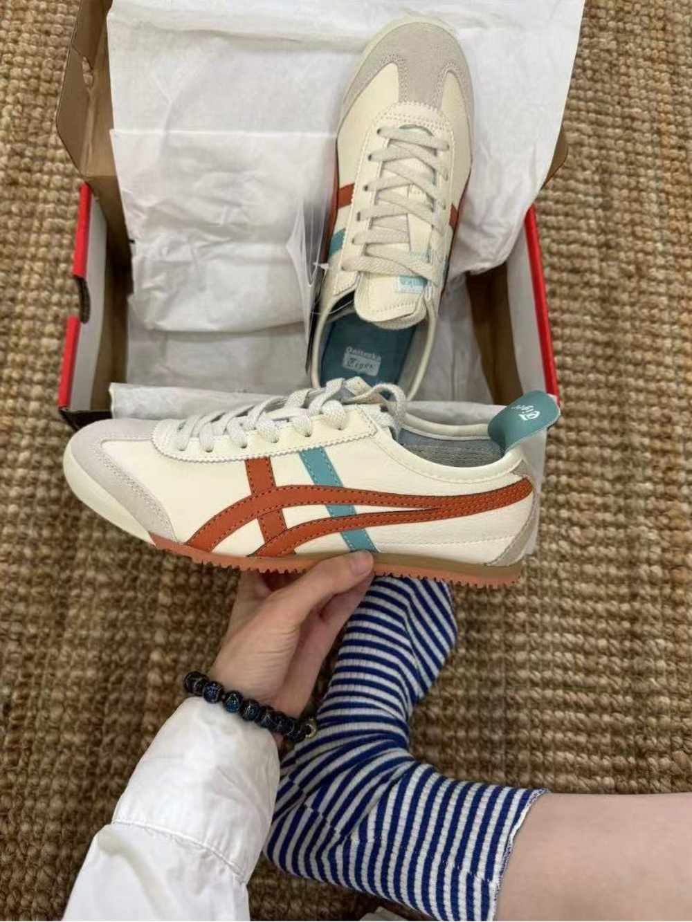 Classic Women's White Sneakers with Rust and Teal Details - Picture 3 of 6